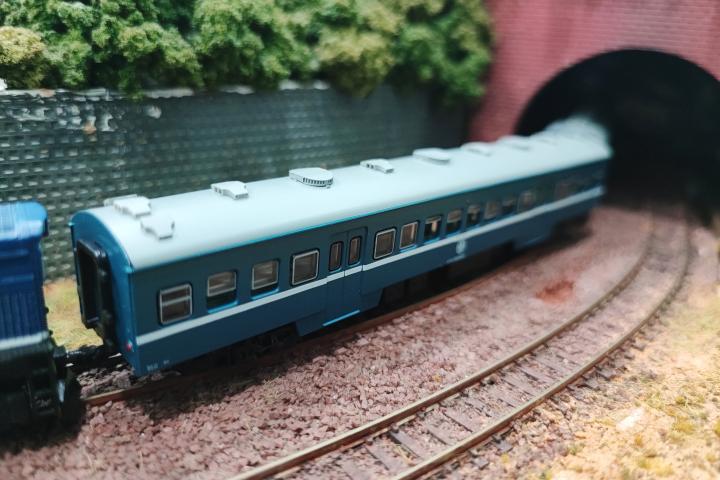SPK32700開窗版(孔雀藍)+SPK32700開窗版(浪漫藍)+TP32850新車頂版(浪漫藍)